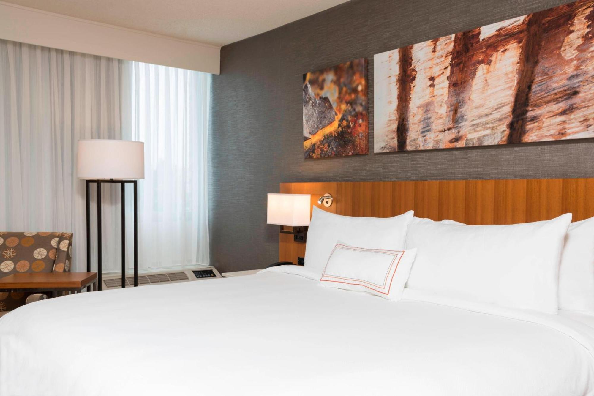 Sonesta Hotel Grand Rapids Airport Kentwood Esterno foto