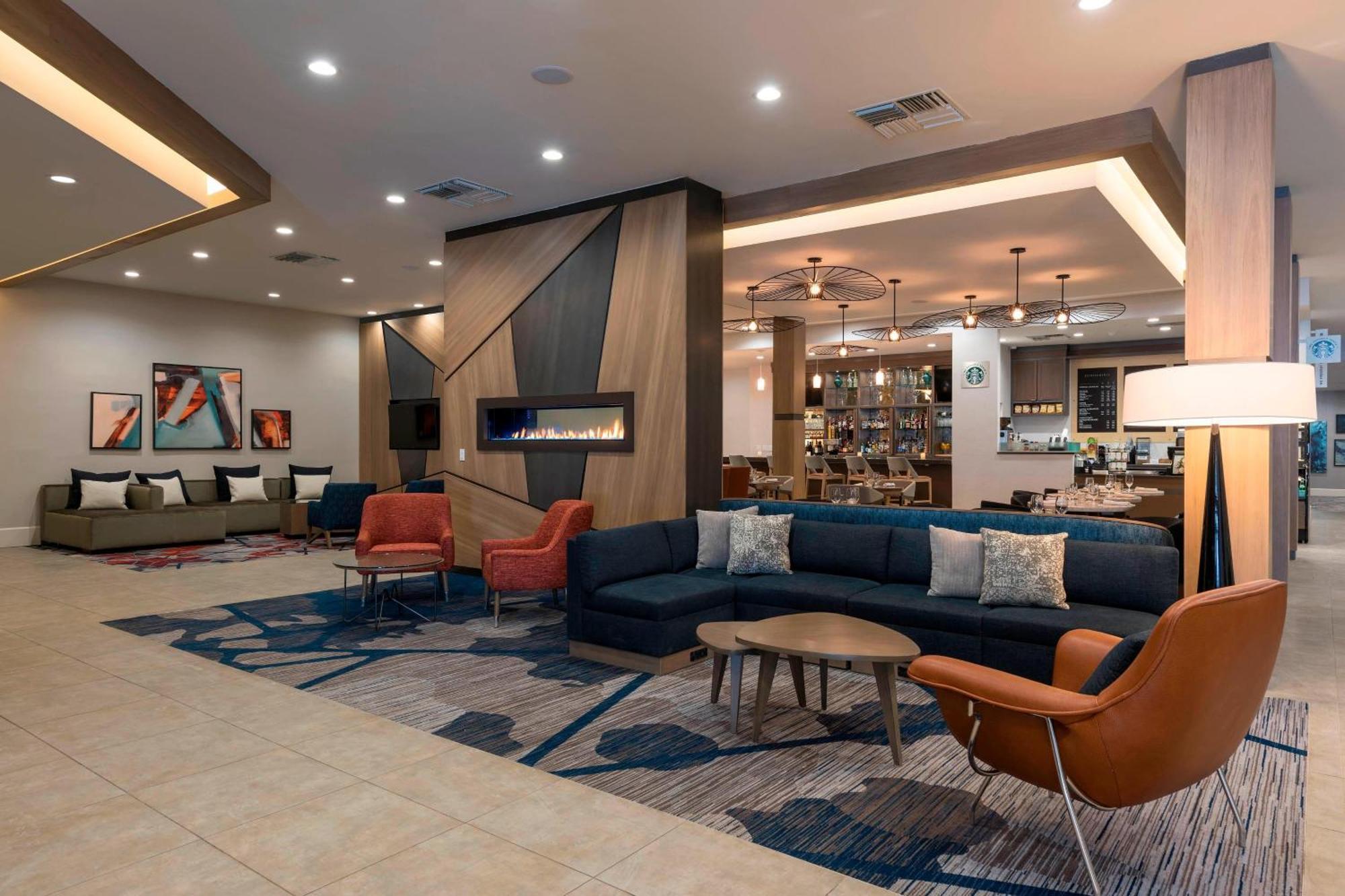 Sonesta Hotel Grand Rapids Airport Kentwood Esterno foto