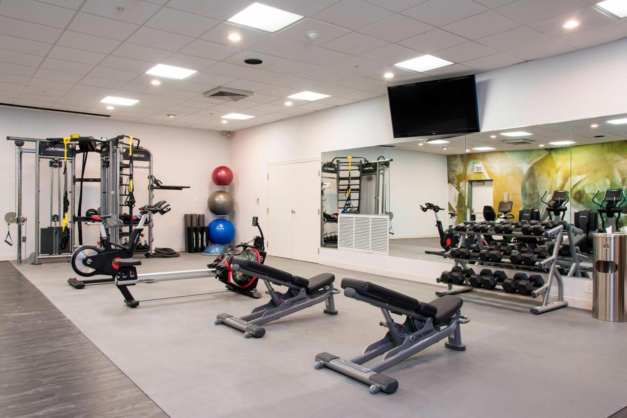 Sonesta Hotel Grand Rapids Airport Kentwood Esterno foto