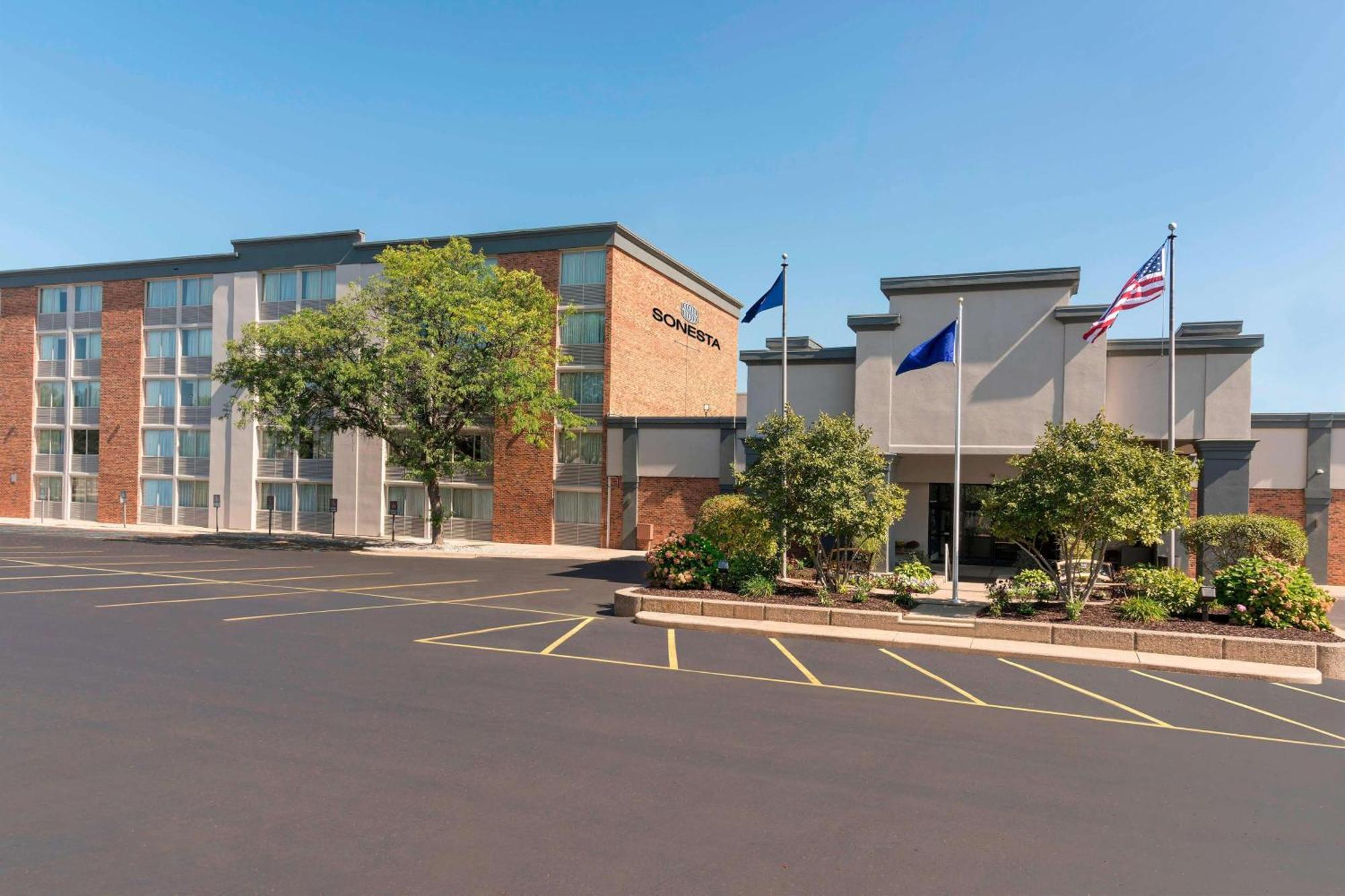 Sonesta Hotel Grand Rapids Airport Kentwood Esterno foto